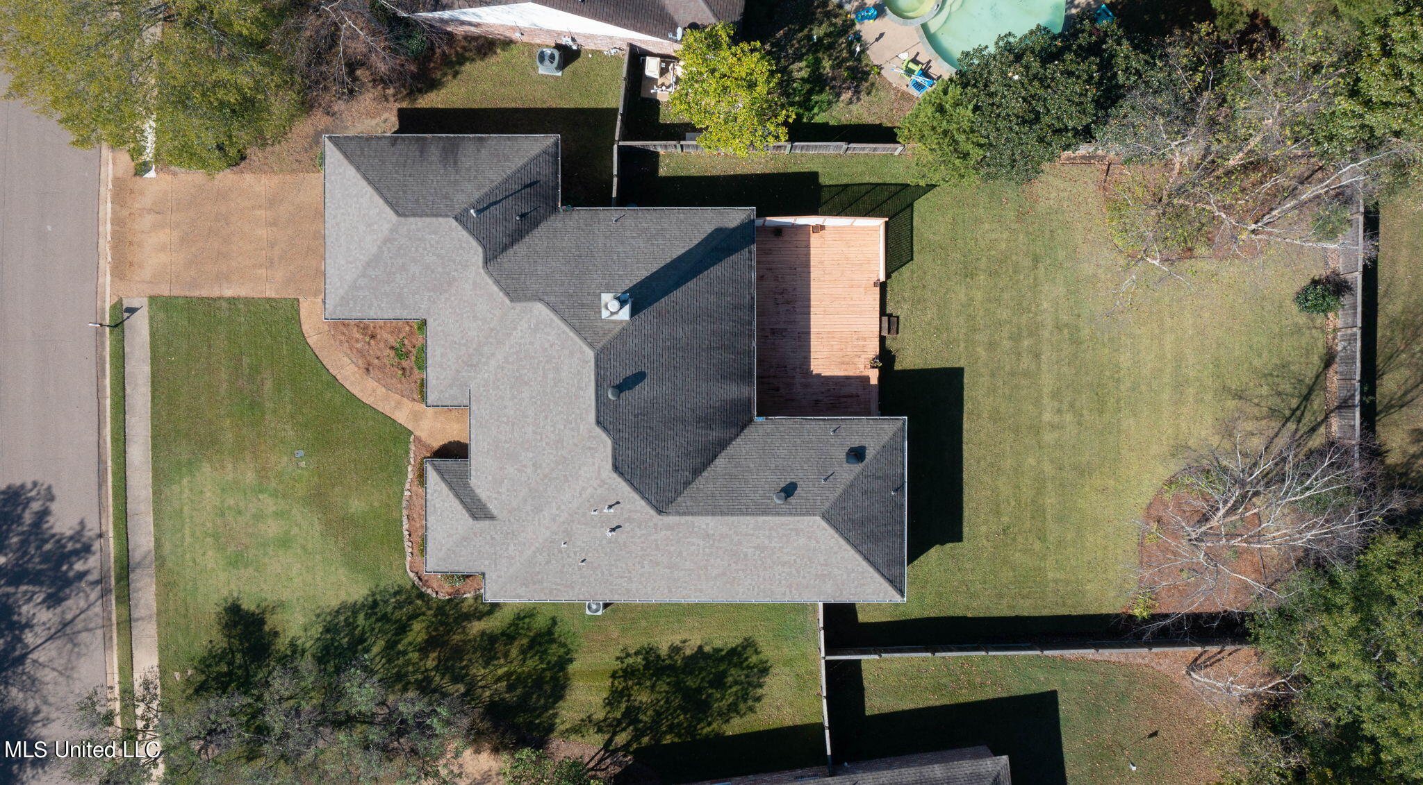 706 Danforth Drive Madison, MS 39110 - Photo 39 of 41 53-web-or-mls-706 Danforth-53