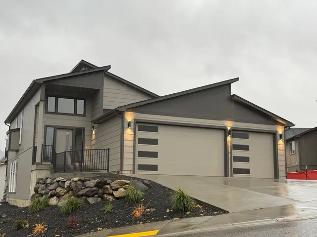 $560,000 | 3202 South Custer Lane, Spokane, WA 99223