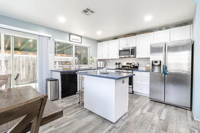 $450,000 | 1704 Woolston Way, Modesto, CA 95355