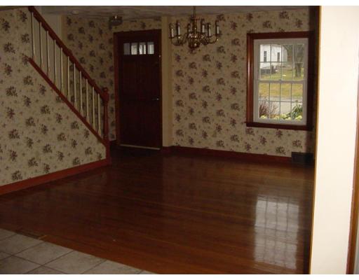 11 Springbrook Road Auburn, MA 01501 - Photo 4 of 7 Gallery Image 4
