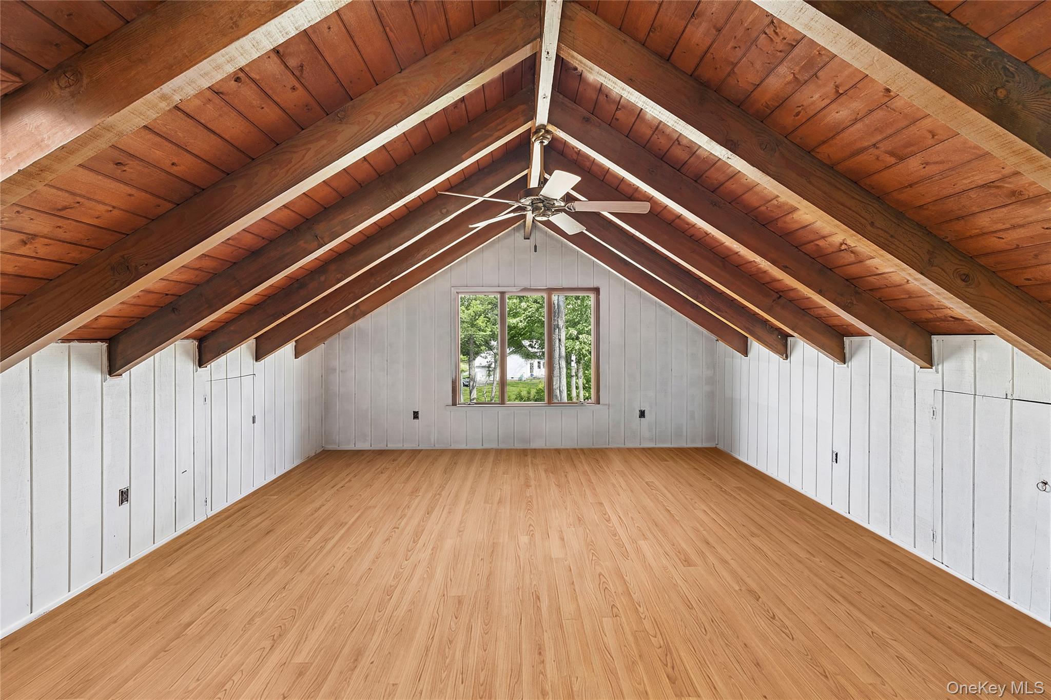 600 Highwood Road Southold, NY 11971 - Photo 9 of 14 LoftWood Floors Virtually Enhanced