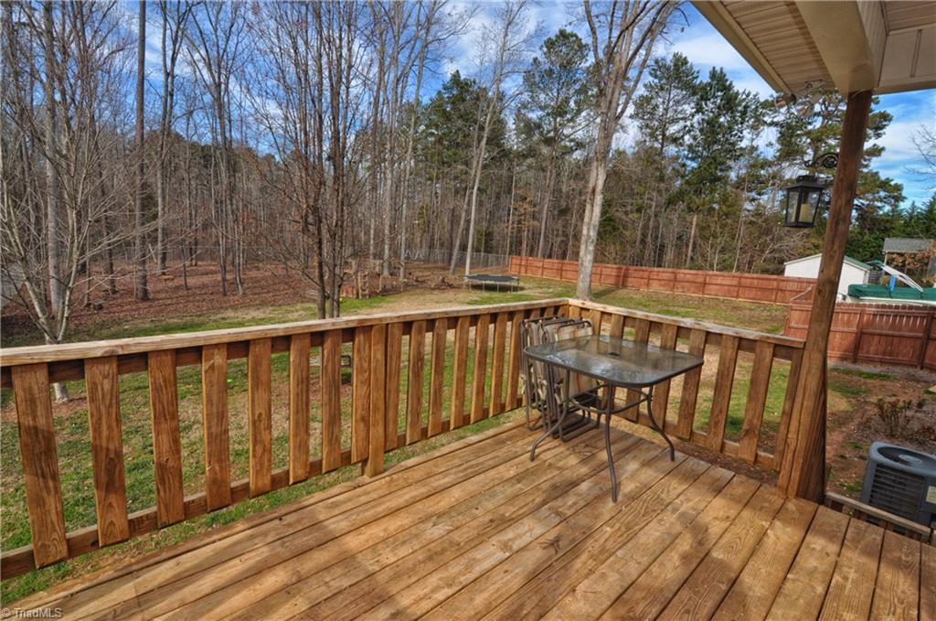 928 Beckner Road Lexington, NC 27292 - Photo 4 of 26 Gallery Image 4