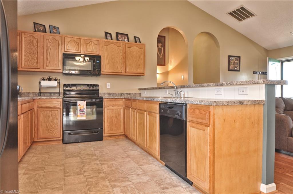 928 Beckner Road Lexington, NC 27292 - Photo 8 of 26 Gallery Image 8