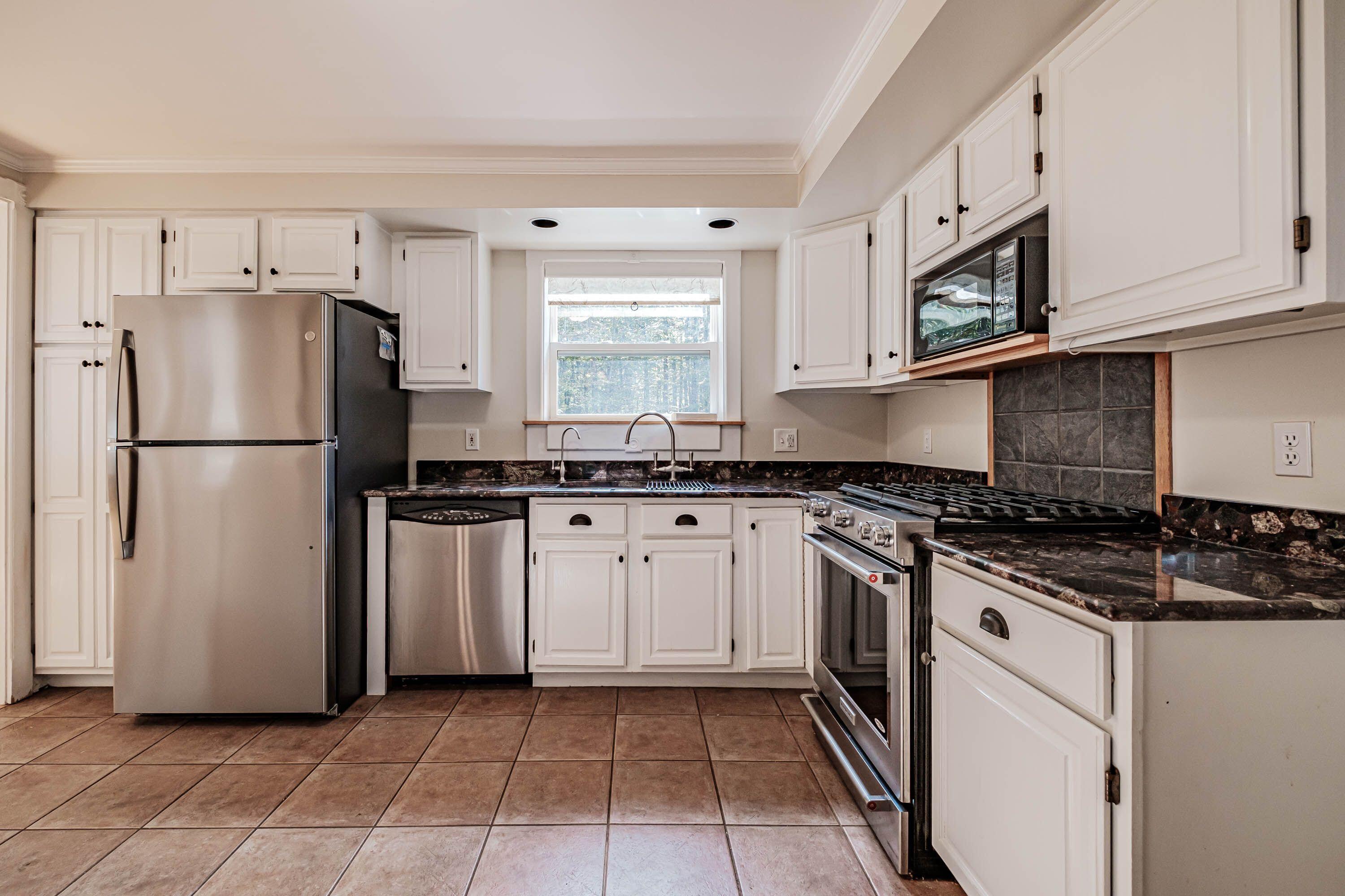 633 Deering Ridge Road Waterboro, ME 04030 - Photo 17 of 36 633 11