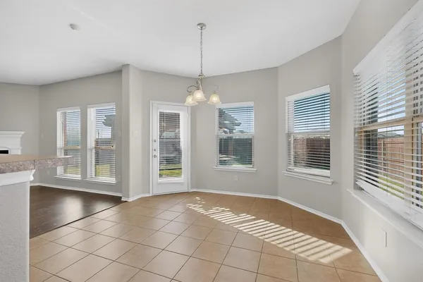 $315,000 | 228 Bob White Drive, Red Oak, TX 75154