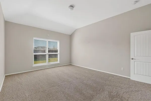 $315,000 | 228 Bob White Drive, Red Oak, TX 75154