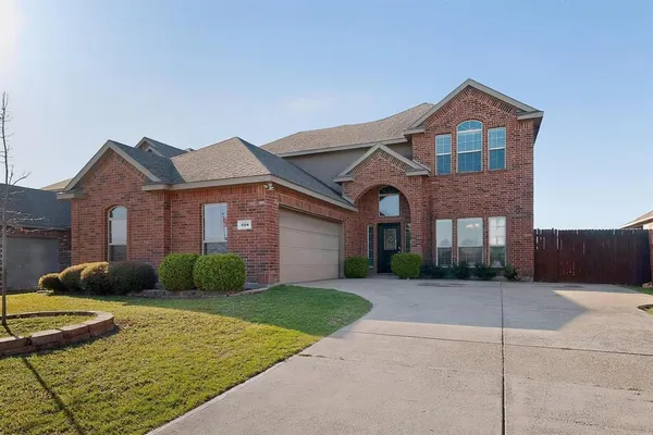 $315,000 | 228 Bob White Drive, Red Oak, TX 75154