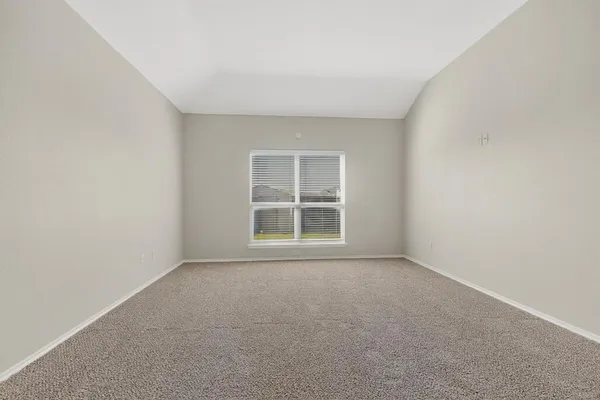 $315,000 | 228 Bob White Drive, Red Oak, TX 75154