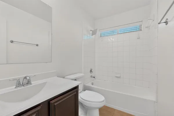 $315,000 | 228 Bob White Drive, Red Oak, TX 75154