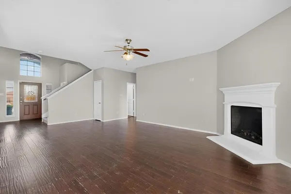 $315,000 | 228 Bob White Drive, Red Oak, TX 75154