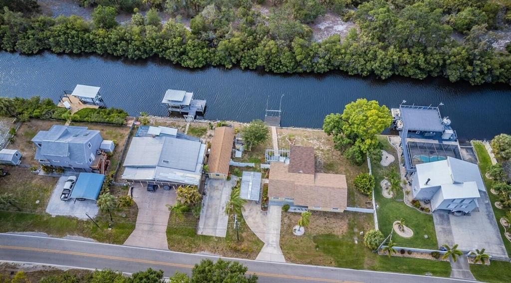 3225 West Shell Point Road Ruskin, FL 33570 - Photo 9 of 70