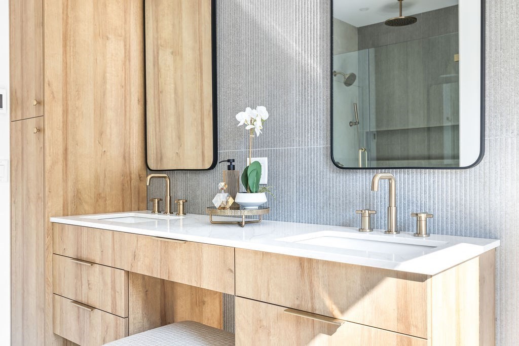 1597 Centre Street Newton, MA 02461 - Photo 17 of 22