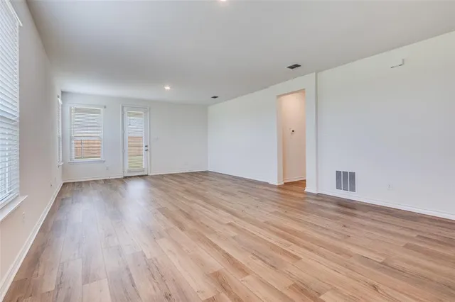 $310,017 | 1518 Newsted Drive, Seagoville, TX 75159