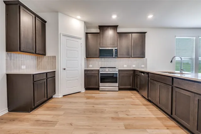 $310,017 | 1518 Newsted Drive, Seagoville, TX 75159