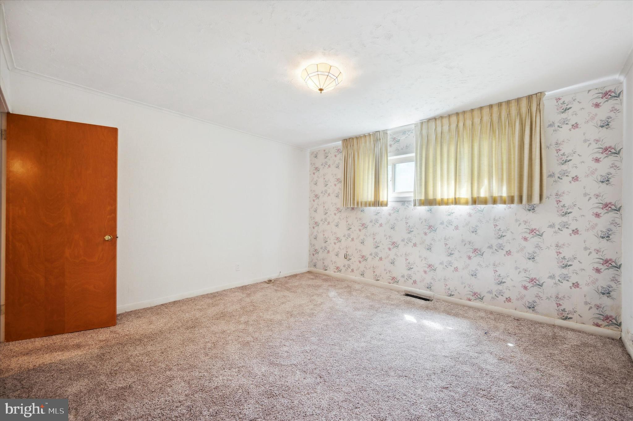 835 Llanfair Road Jenkintown, PA 19046 - Photo 19 of 34 Bedroom 1