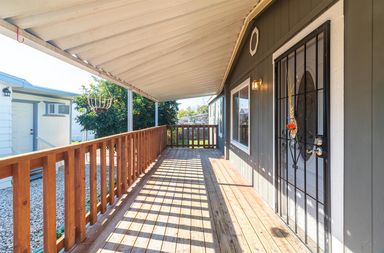 216 California Loop Sacramento, CA 95823 - Photo 10 of 42