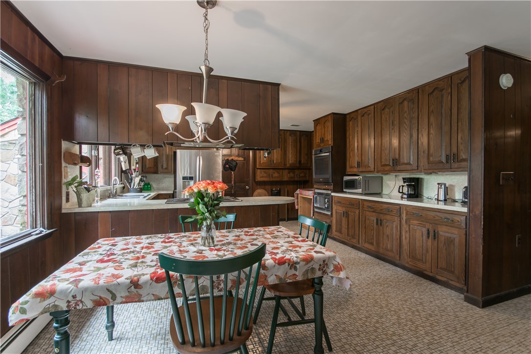 440 Asa Davol Road Tiverton, RI 02878 - Photo 15 of 40 Gallery Image 15