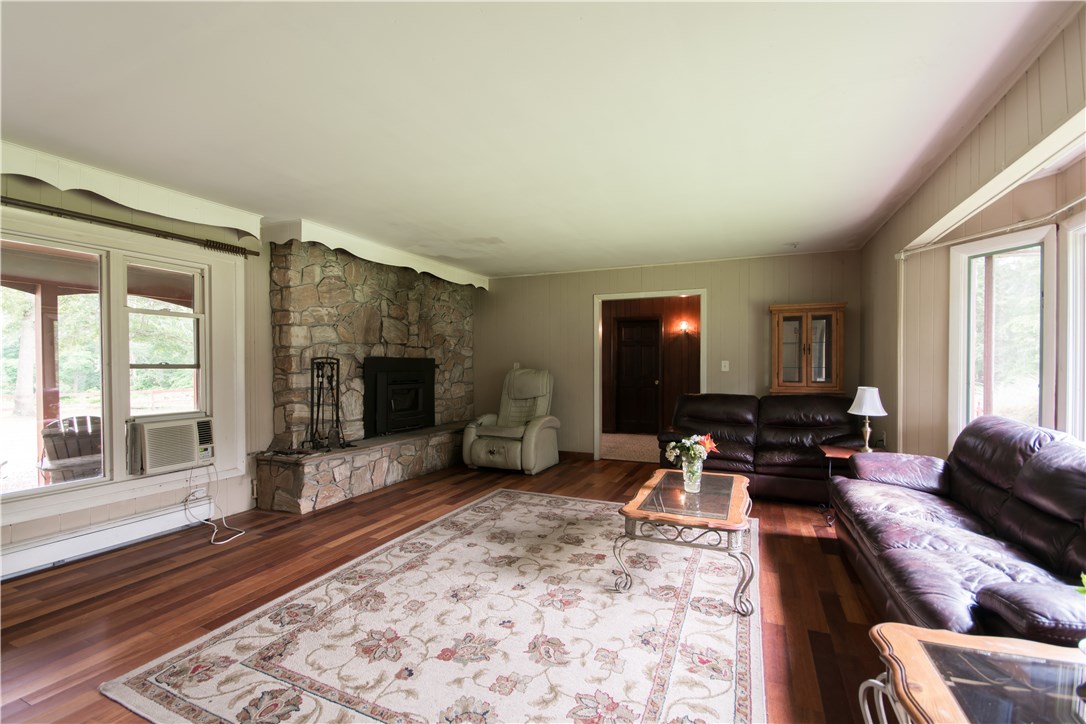 440 Asa Davol Road Tiverton, RI 02878 - Photo 19 of 40 Gallery Image 19