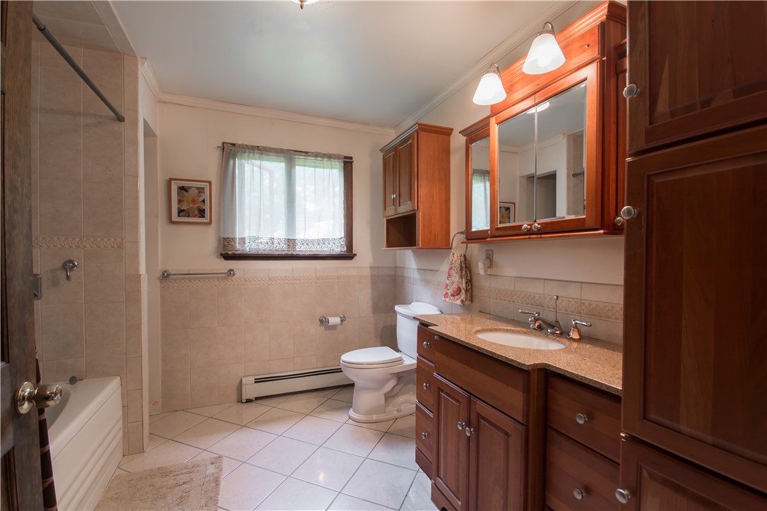 440 Asa Davol Road Tiverton, RI 02878 - Photo 29 of 40 Gallery Image 29
