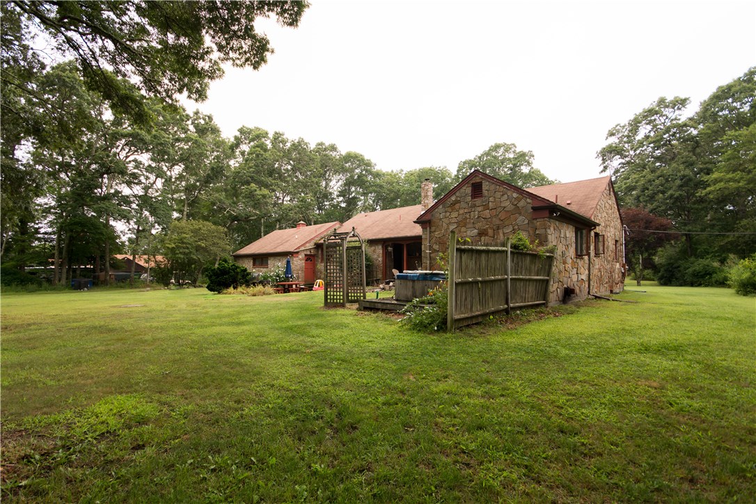 440 Asa Davol Road Tiverton, RI 02878 - Photo 35 of 40 Gallery Image 35