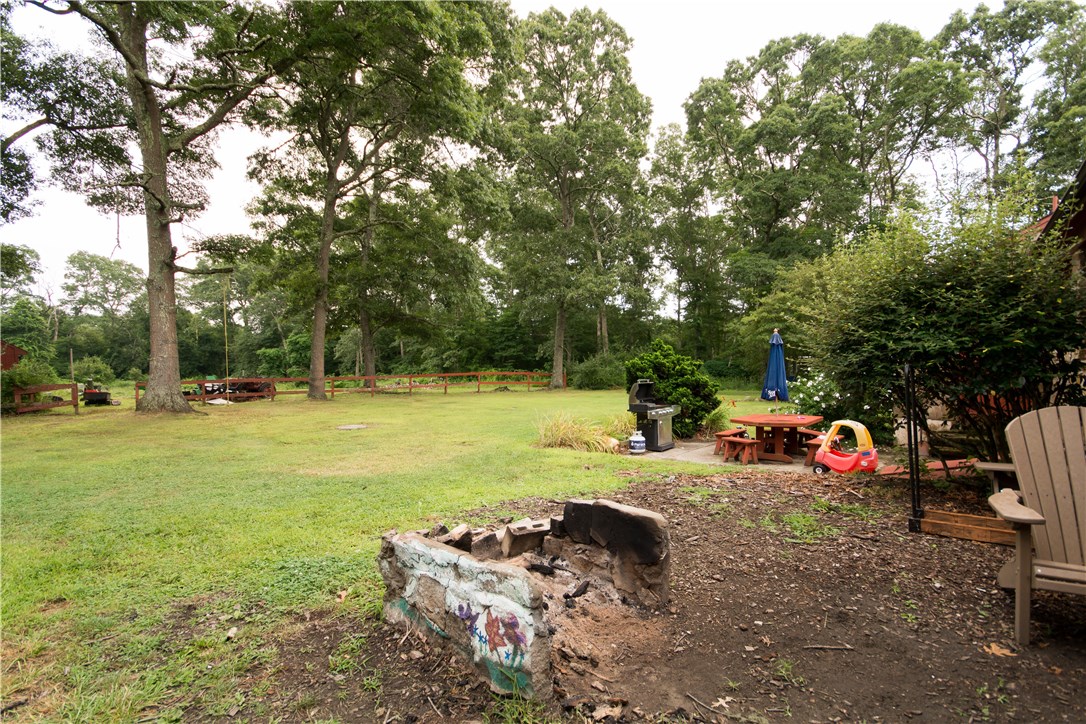 440 Asa Davol Road Tiverton, RI 02878 - Photo 36 of 40 Gallery Image 36