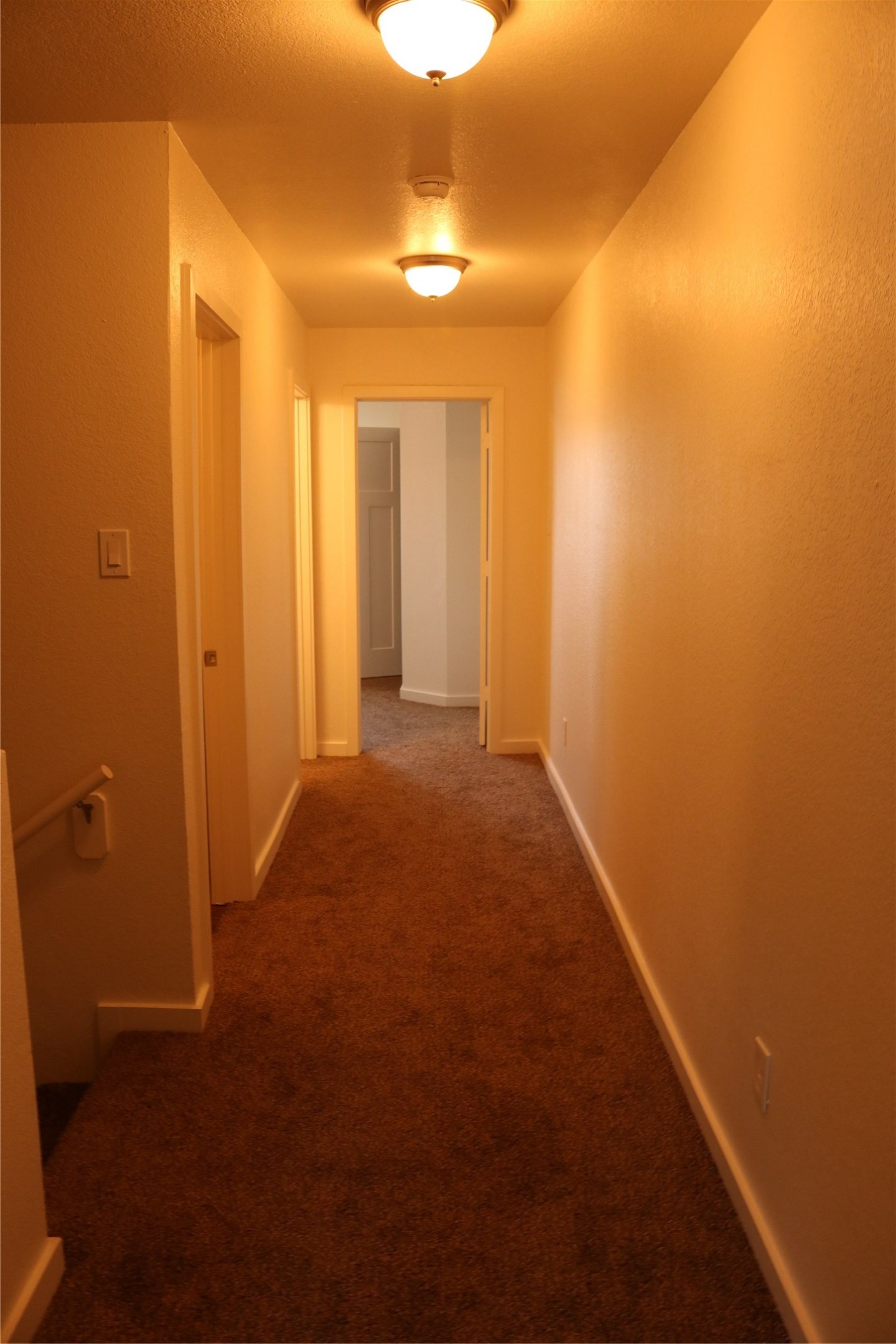 10535 Mills Road, Unit 9B Houston, TX 77070 - Photo 44 of 48 a view of hallway with a bathroom