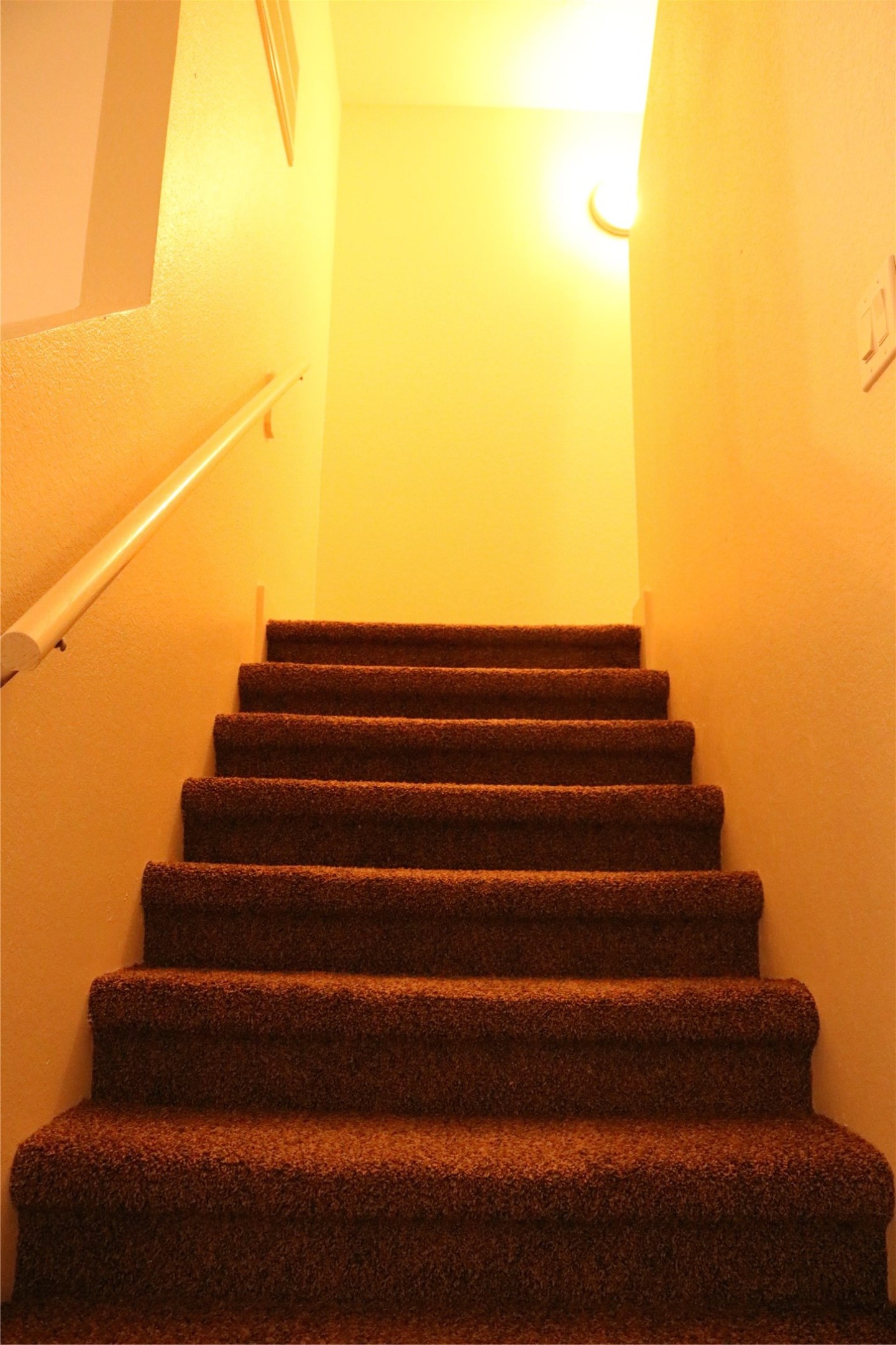 10535 Mills Road, Unit 9B Houston, TX 77070 - Photo 10 of 48 a view of entryway