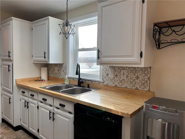 $279,900 | 2030 Townsend Road, Milo, NY 14527