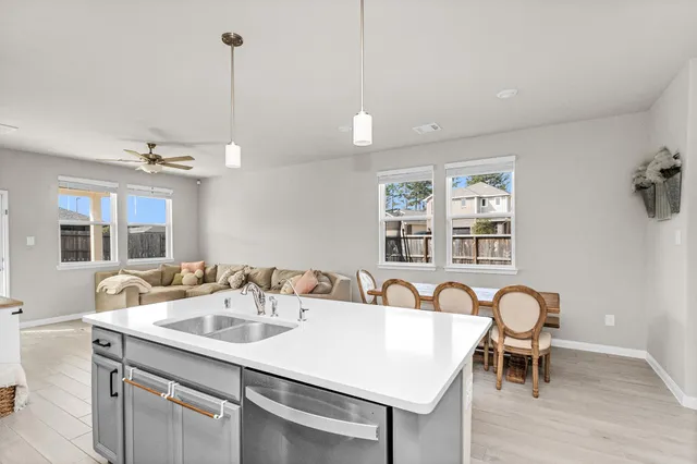 $2,500 | 18503 Sunrise Maple Drive, Montgomery, TX 77316