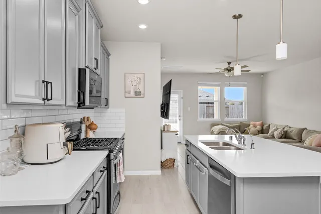 $2,500 | 18503 Sunrise Maple Drive, Montgomery, TX 77316