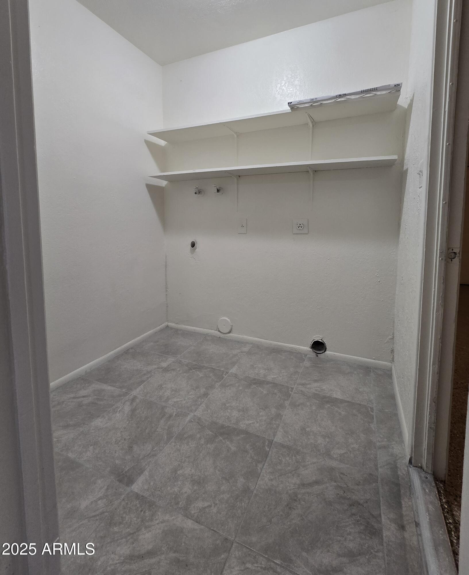 7752 West Flower Street Phoenix, AZ 85033 - Photo 21 of 30 a view of an empty room