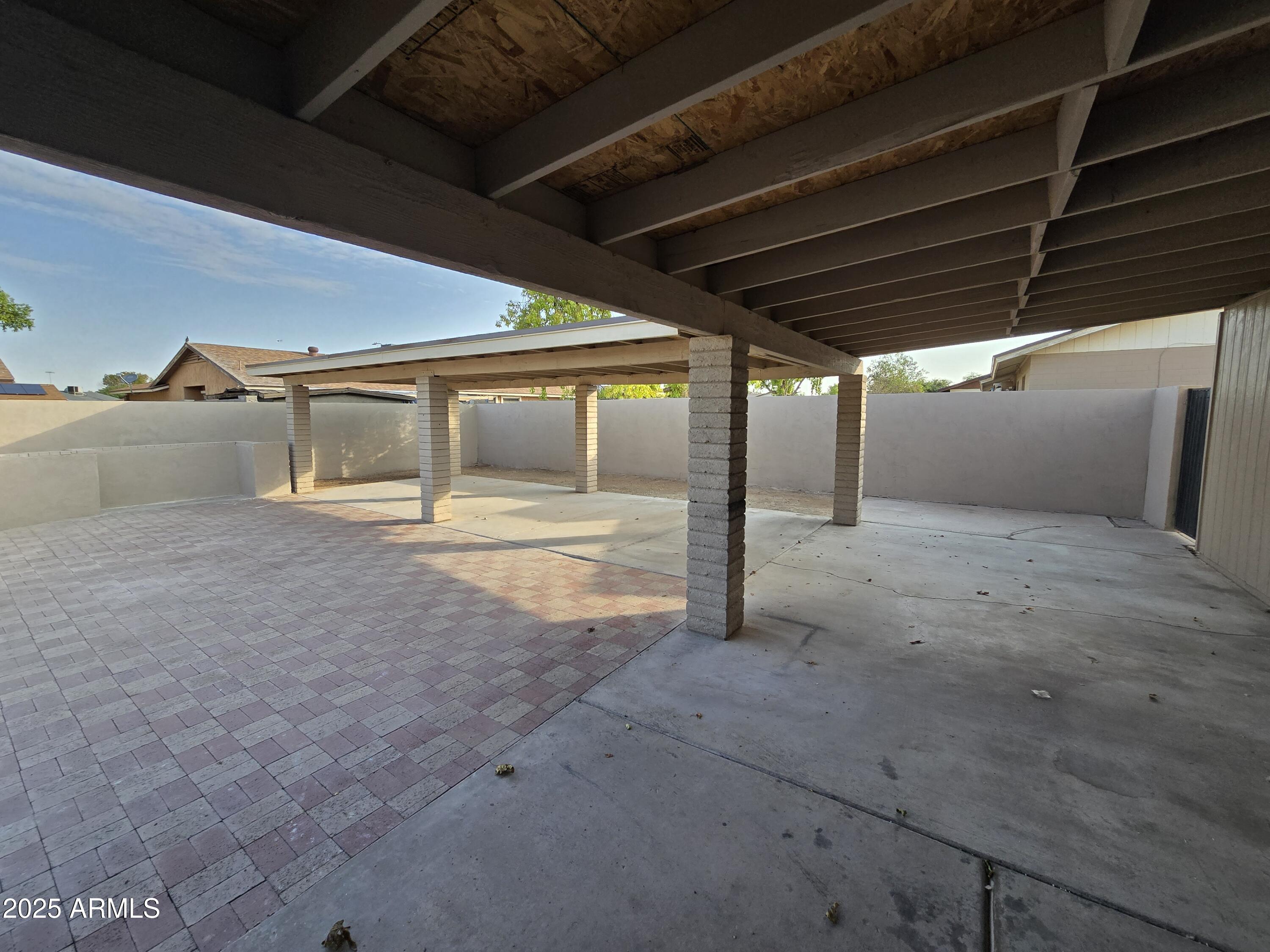 7752 West Flower Street Phoenix, AZ 85033 - Photo 23 of 30 a view of an empty room