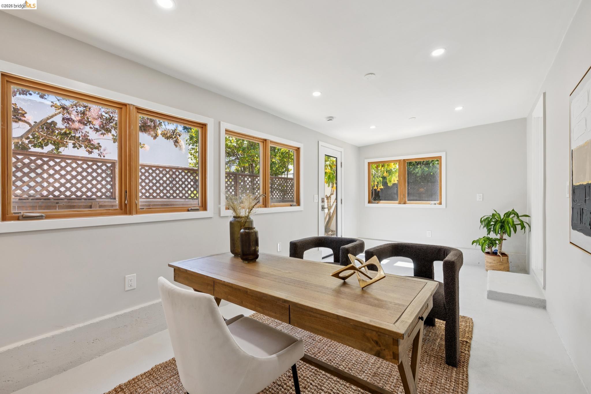 921 Underhills Road Oakland, CA 94610 - Photo 69 of 97