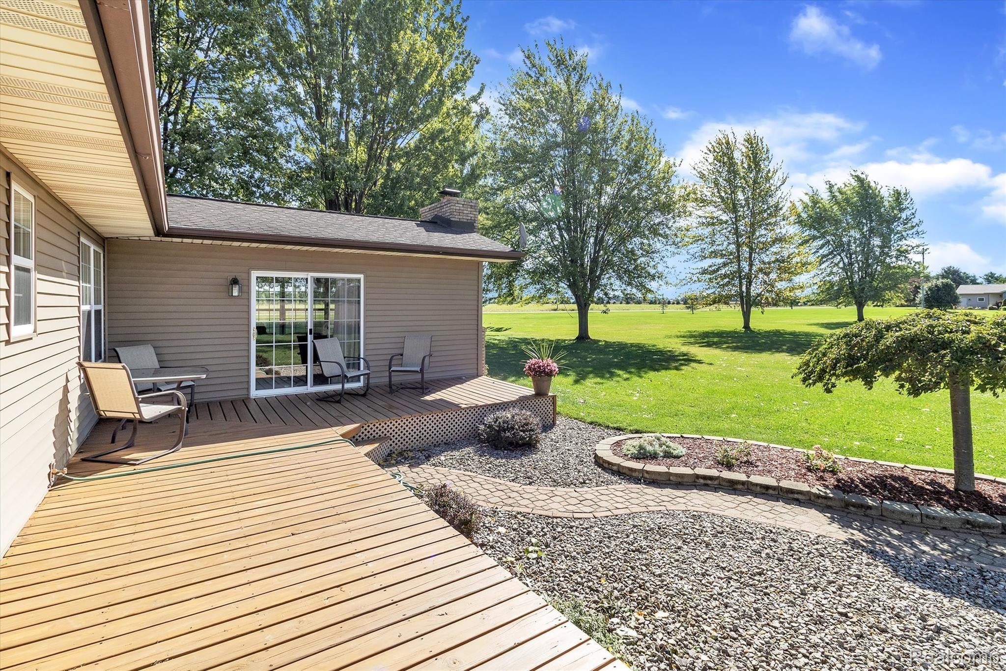 13504 Maple Road Birch Run, MI 48415 - Photo 31 of 34 43-13504-Maple-Road-WindowStill-Real-Estate-Photography-43.jpg