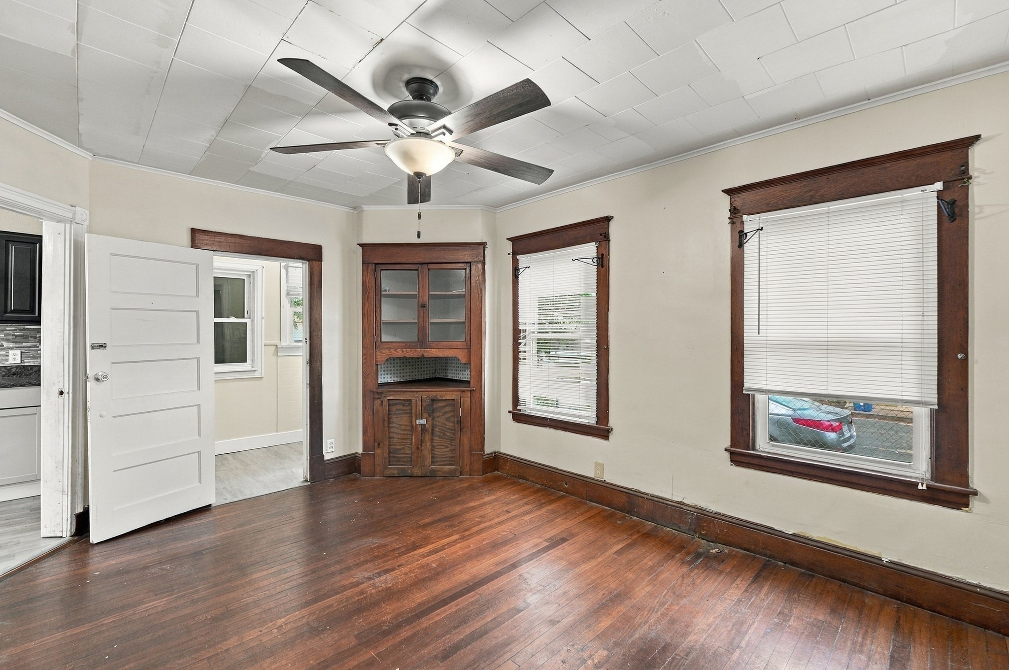 132 Gilbert Avenue Springfield, MA 01119 - Photo 26 of 37 Gallery Image 26