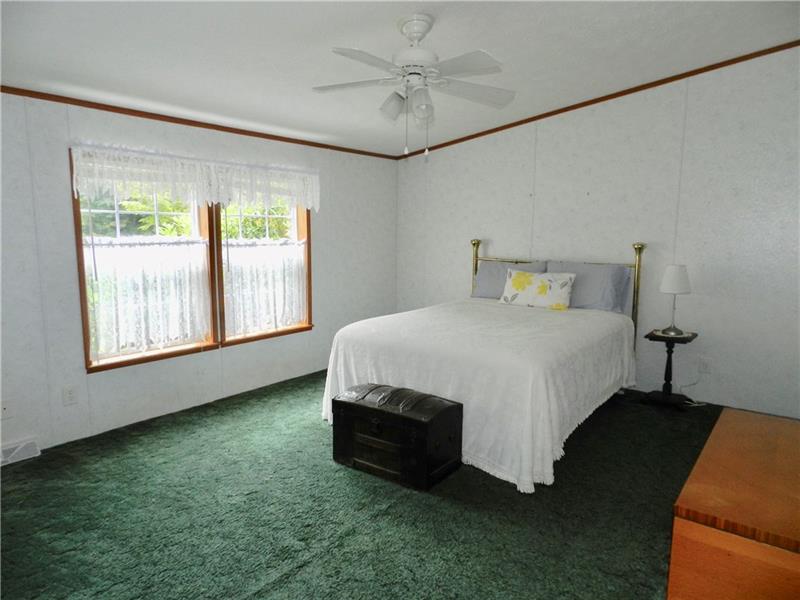 2883 Frew Mill Road New Castle, PA 16101 - Photo 8 of 25