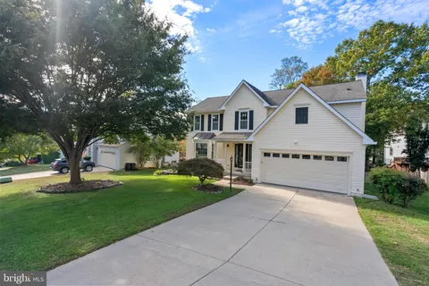 $760,000 | 3899 Triad Court, Woodbridge, VA 22192