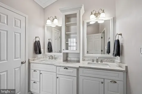 $760,000 | 3899 Triad Court, Woodbridge, VA 22192