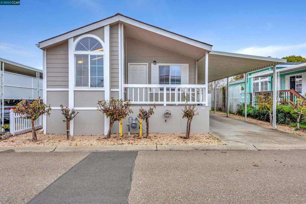 29002 Whitecliff Road Hayward, CA 94544 - Photo 1 of 1 Gallery Image 1