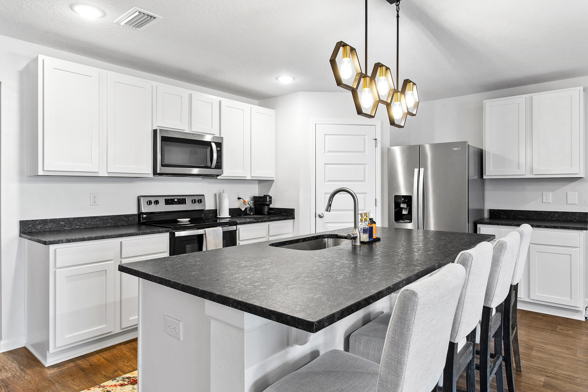 486 Earl Godwin Road Freeport, FL 32439 - Photo 6 of 24 Earl Godwin kitchen 2