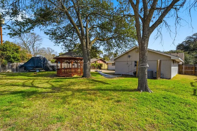 $335,000 | 5113 Lake Arrowhead Drive, Waco, TX 76710