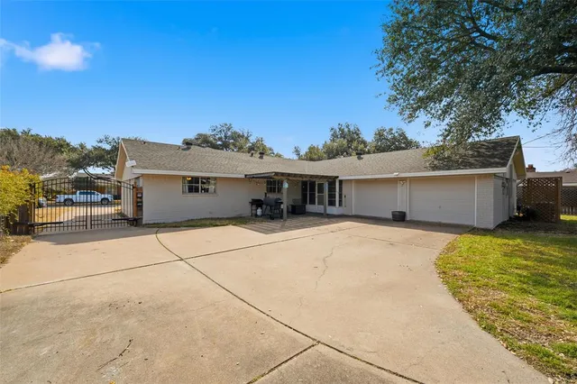 $335,000 | 5113 Lake Arrowhead Drive, Waco, TX 76710