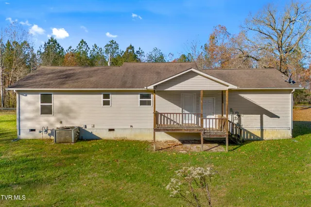 $108,000 | 1930 West Robbins Road, Robbins, TN 37852