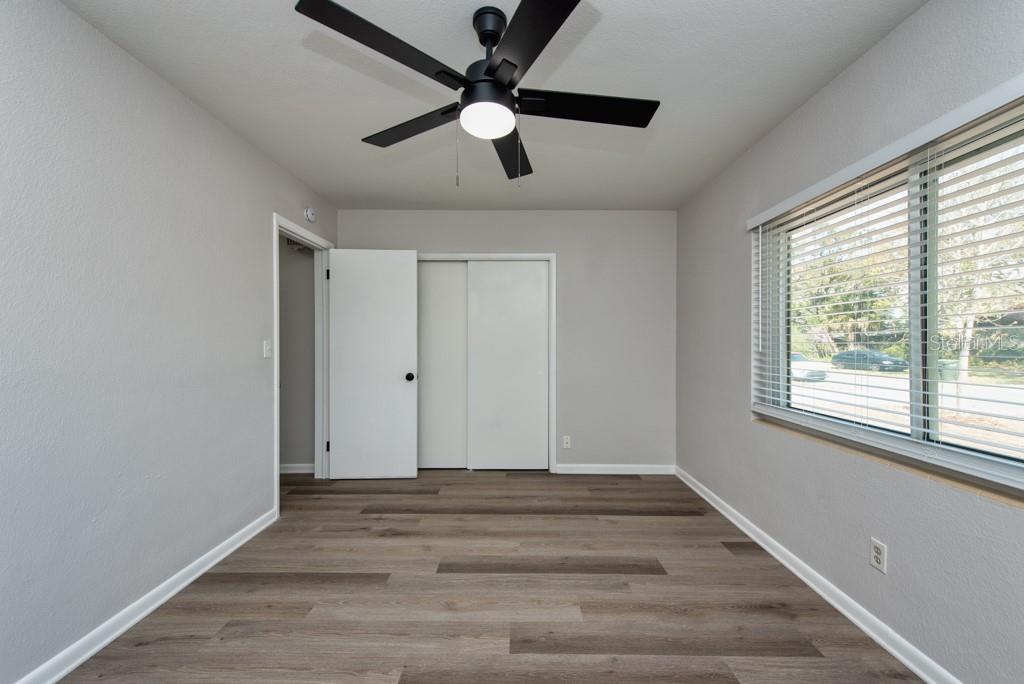 917 18th Street Southwest Largo, FL 33770 - Photo 15 of 41