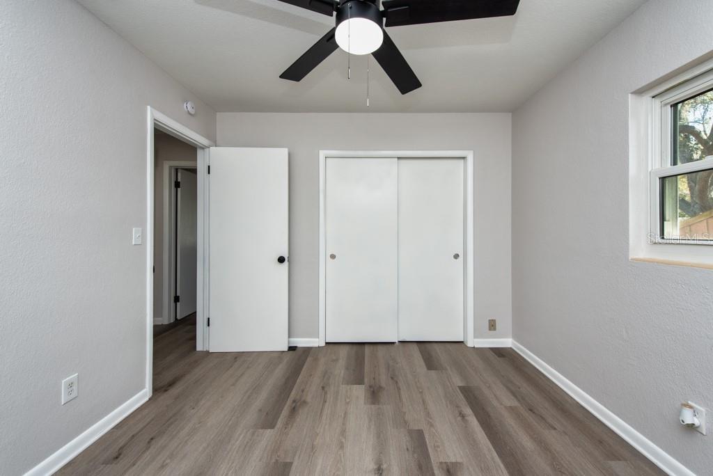 917 18th Street Southwest Largo, FL 33770 - Photo 18 of 41