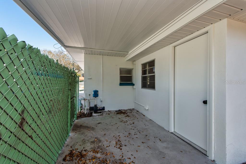 917 18th Street Southwest Largo, FL 33770 - Photo 25 of 41