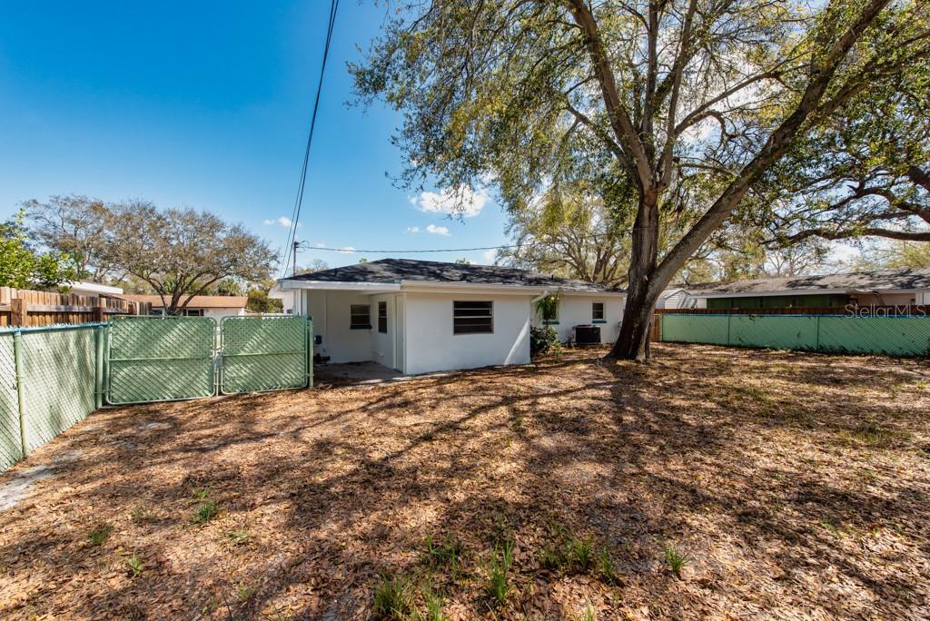 917 18th Street Southwest Largo, FL 33770 - Photo 28 of 41