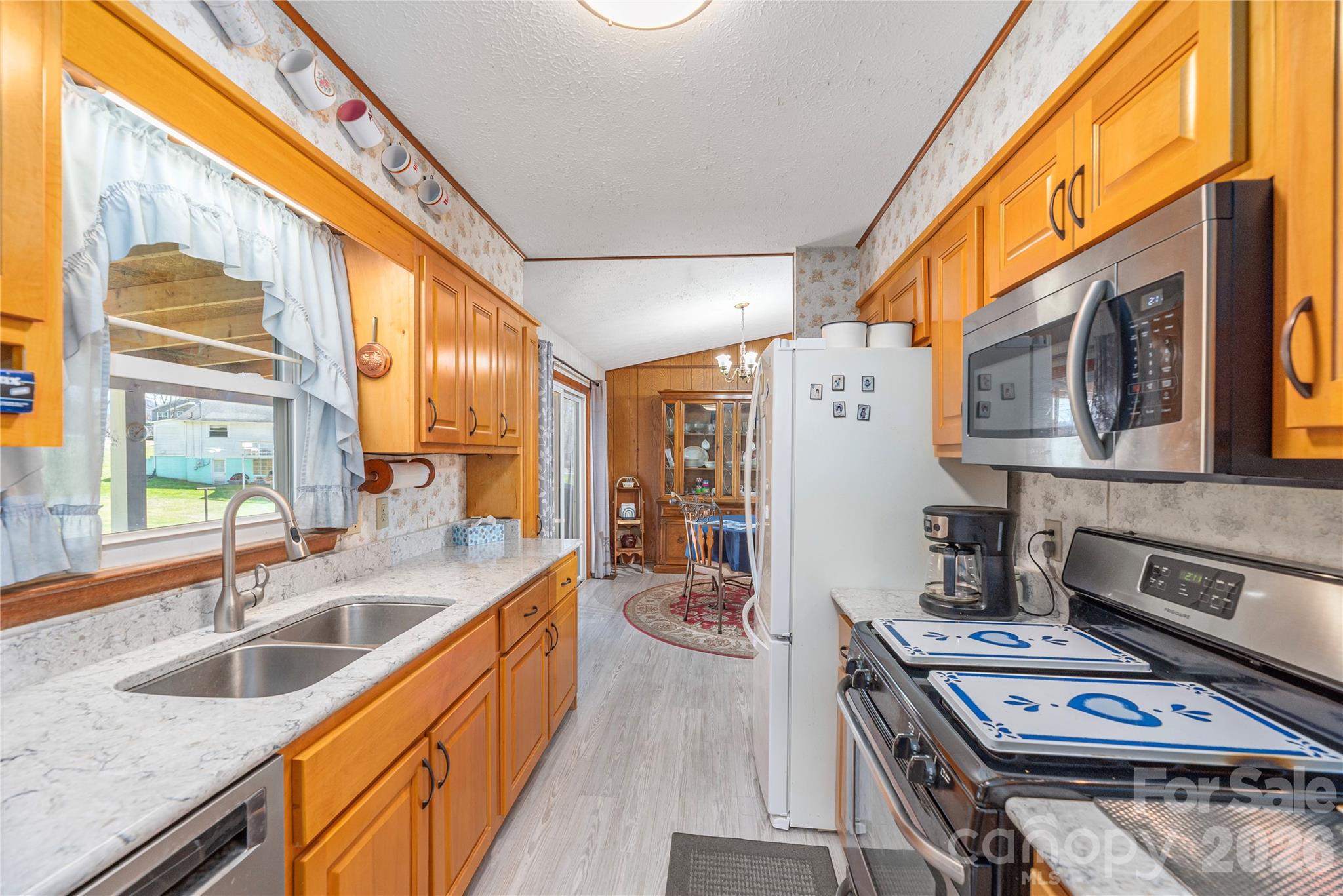 40 Warner Road Canton, NC 28716 - Photo 11 of 26