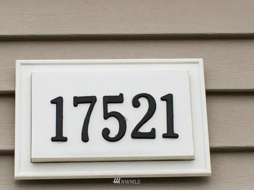 17521 14th Drive Southeast Bothell, WA 98012 - Photo 3 of 11
