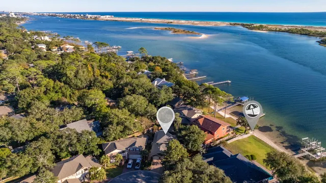 $814,900 | 16 Plantation Oaks, Mary Esther, FL 32569